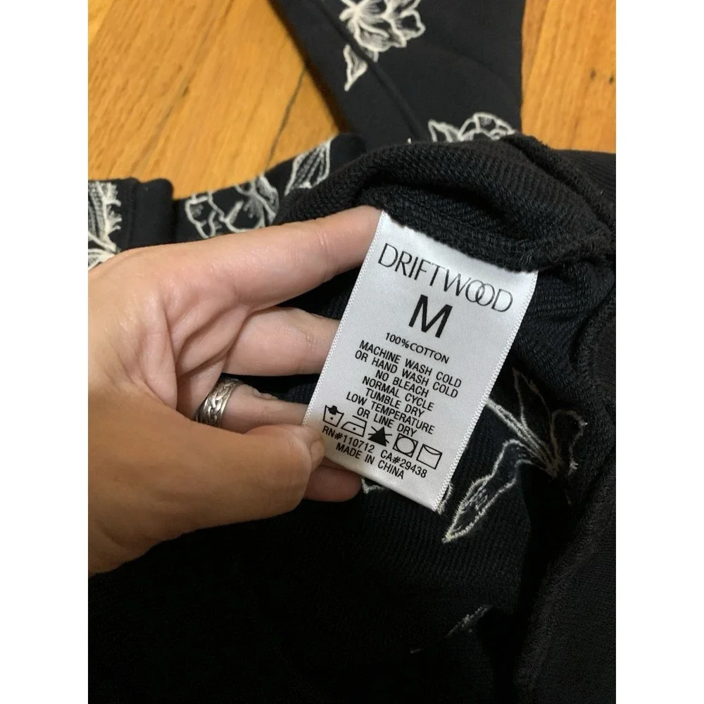 Driftwood Floral Embroidered Ivory Black Oversized Hoodie Size Medium